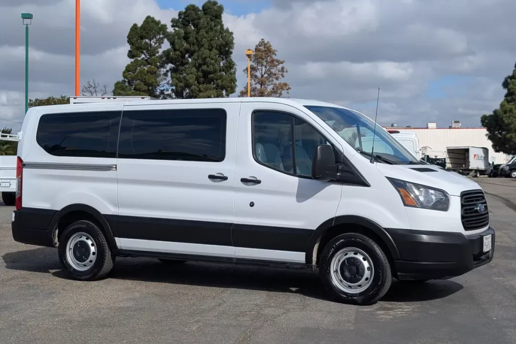 2019 Ford Transit photo 1