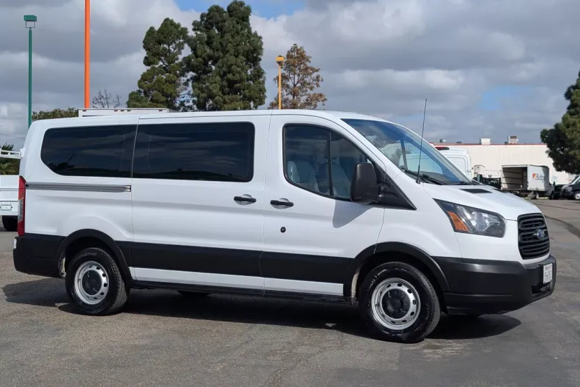 2019 Ford Transit photo 1