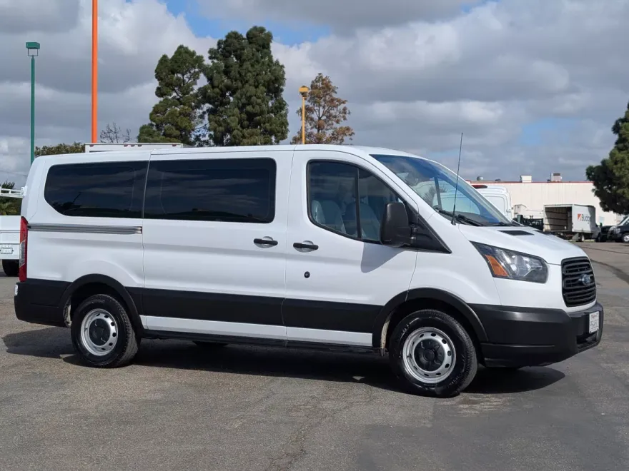 2019 Ford Transit photo 1