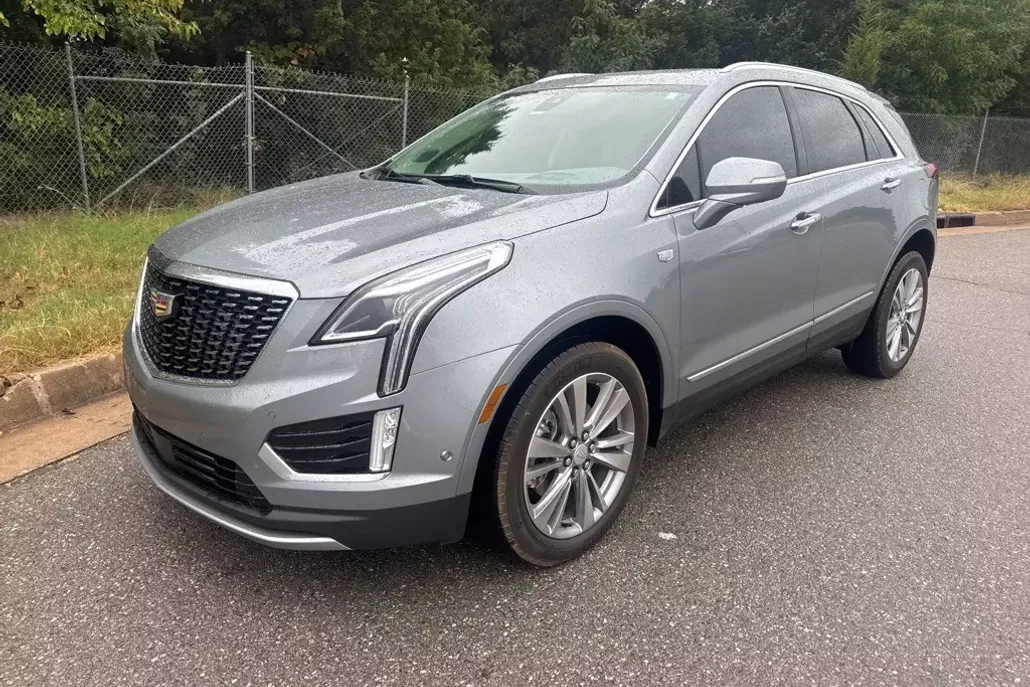 2023 Cadillac XT5 Premium Luxury photo 1
