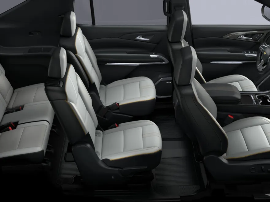 2026 Chevrolet Traverse High Country photo 1