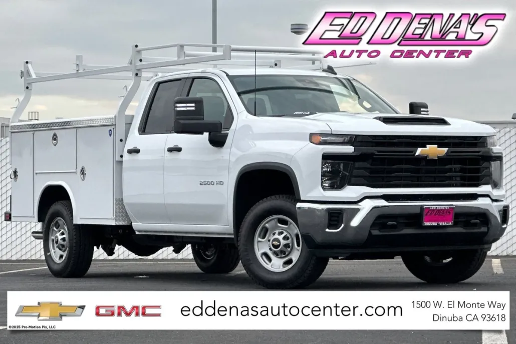 2024 Chevrolet Silverado 2500HD photo 1