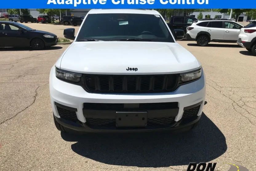 2025 Jeep Grand Cherokee Altitude X photo 1