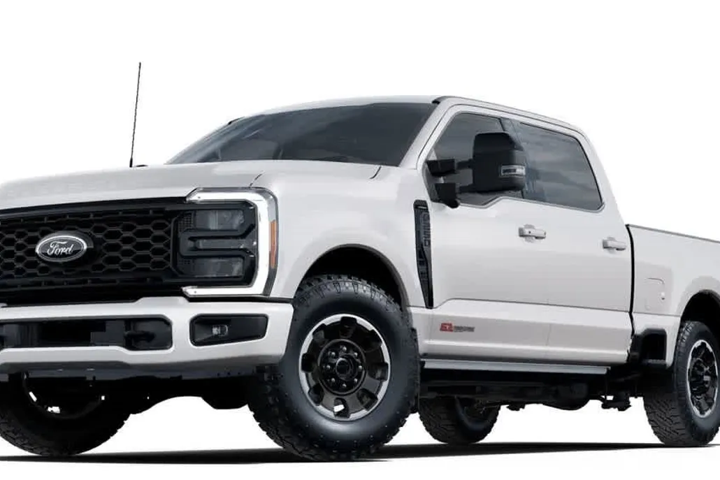 2025 Ford F-250 Lariat photo 1