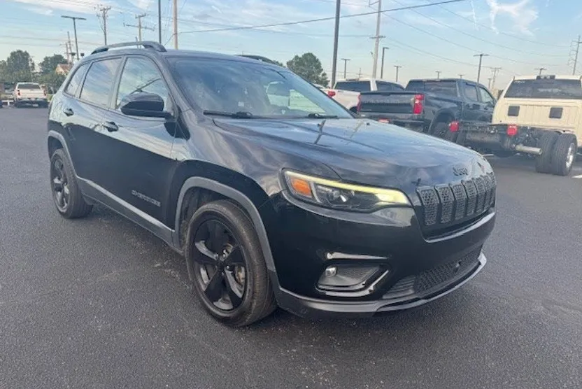 2021 Jeep Cherokee Altitude photo 1