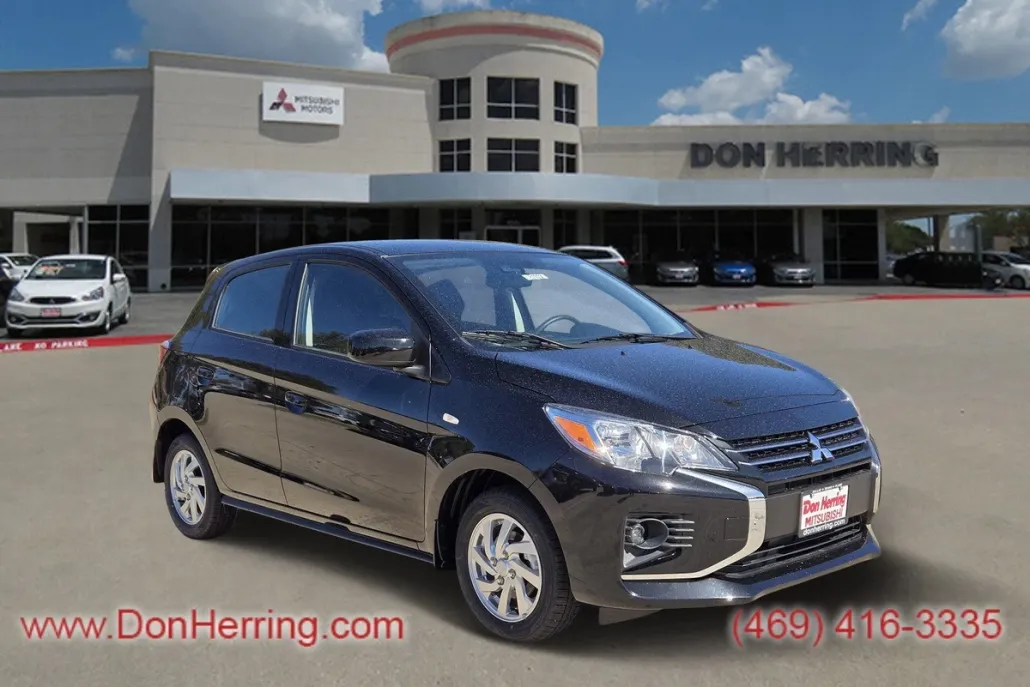 2024 Mitsubishi Mirage LE photo 1