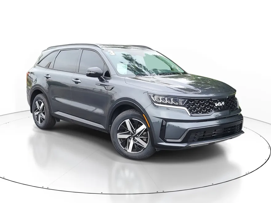 2023 Kia Sorento S photo 1