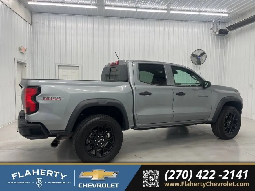 2023 Chevrolet Colorado Trail Boss photo 1