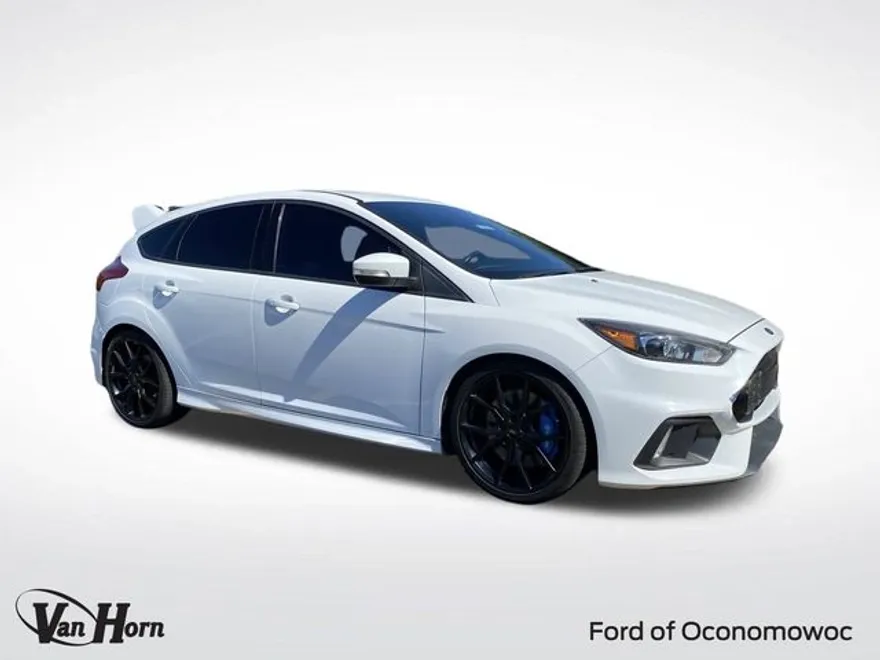 2016 Ford Focus RS photo 1