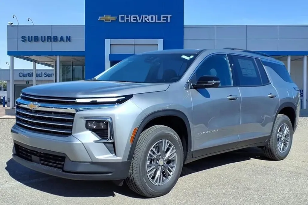 2026 Chevrolet Traverse photo 1