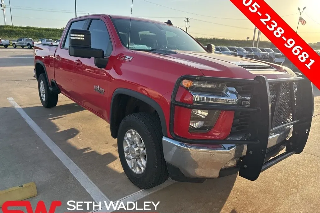 2021 Chevrolet Silverado 2500HD LT Z71 photo 1