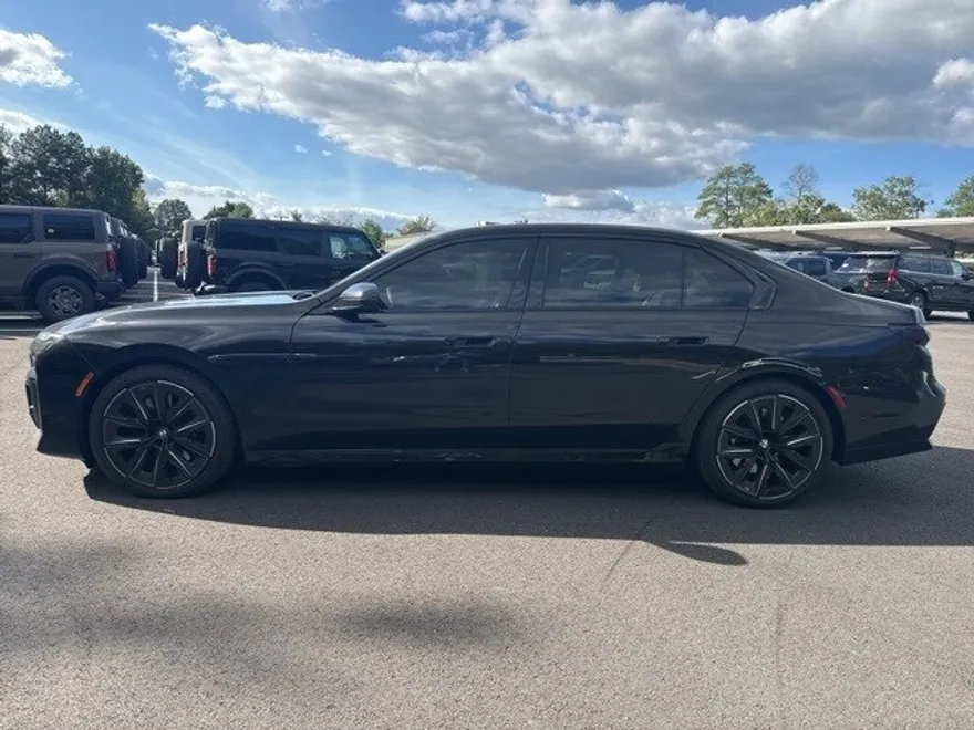 2024 Bmw 740i xDrive photo 1