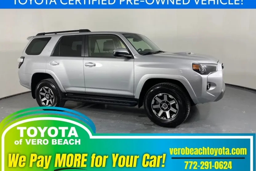 2024 Toyota 4Runner TRD Off-Road photo 1
