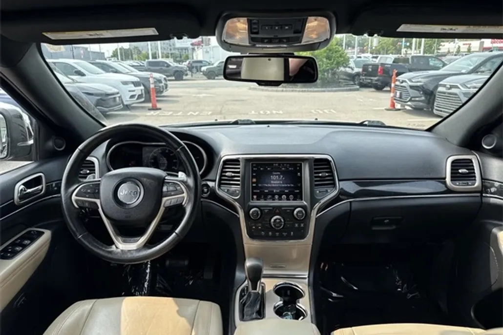 2016 Jeep Grand Cherokee Limited photo 1
