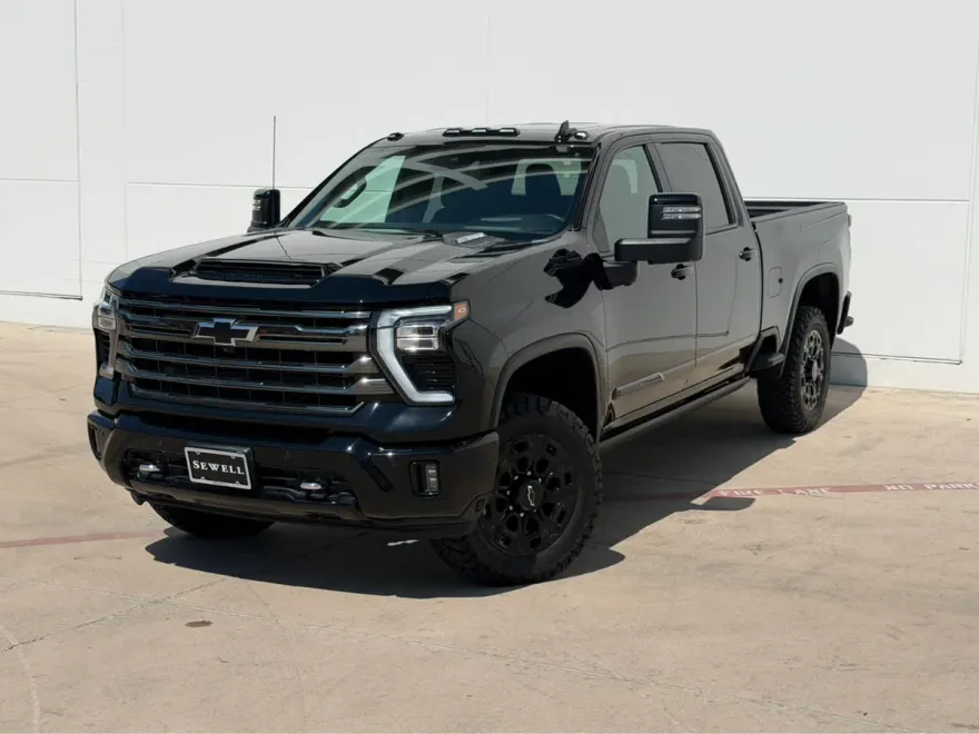 2024 Chevrolet Silverado 2500HD High Country photo 1