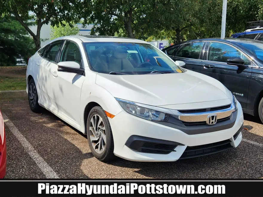 2018 Honda Civic EX photo 1