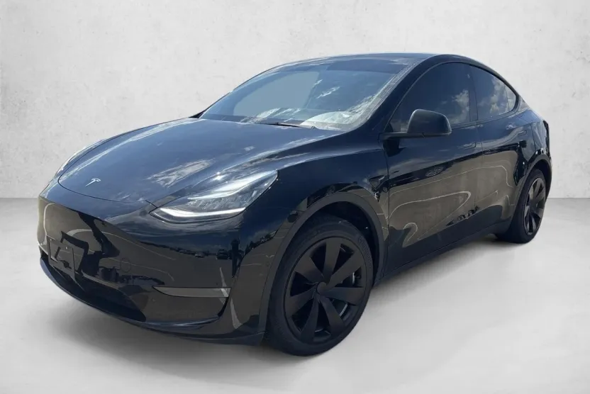 2022 Tesla Model Y Long Range photo 1