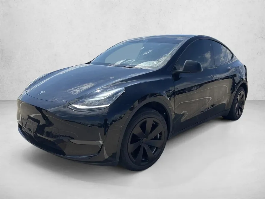 2022 Tesla Model Y Long Range photo 1