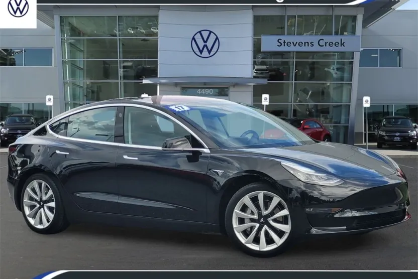 2017 Tesla Model 3 photo 1