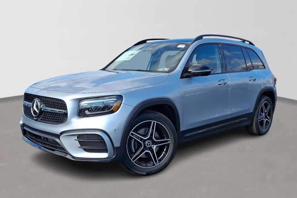 2025 Mercedes Benz GLB 250 4MATIC photo 1