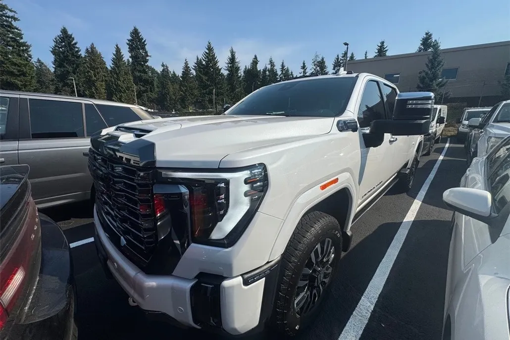 2024 Gmc Sierra HD Denali Ultimate photo 1