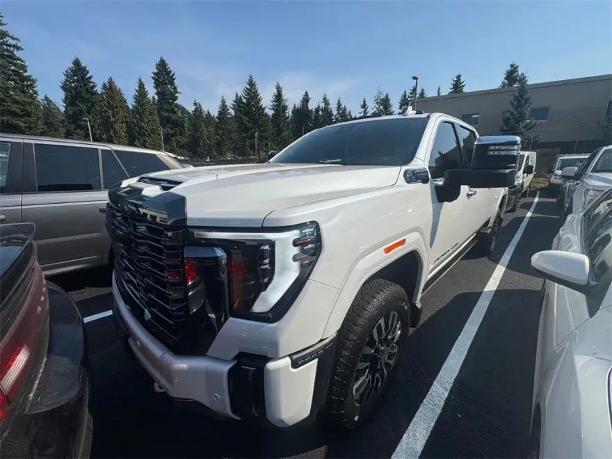 2024 Gmc Sierra HD Denali Ultimate photo 1