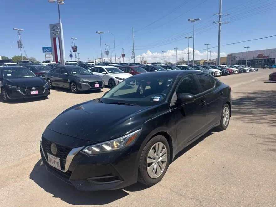 2021 Nissan Sentra S photo 1