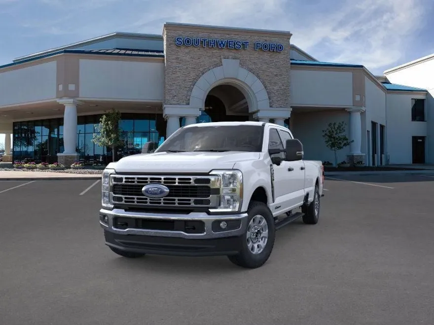 2025 Ford F-250 photo 1