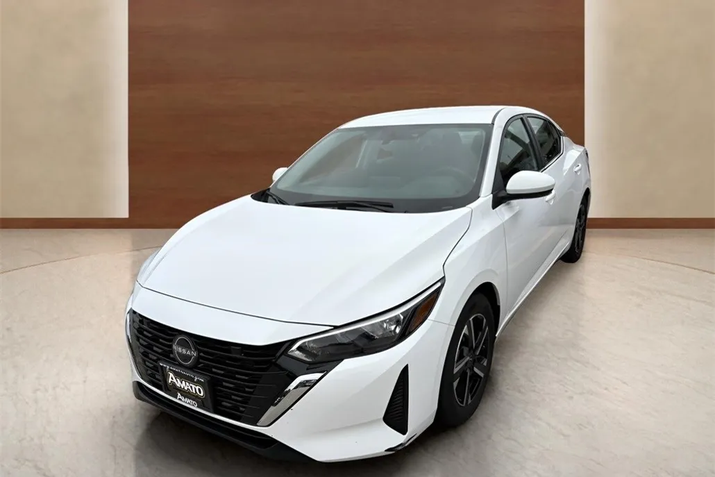 2024 Nissan Sentra SV photo 1