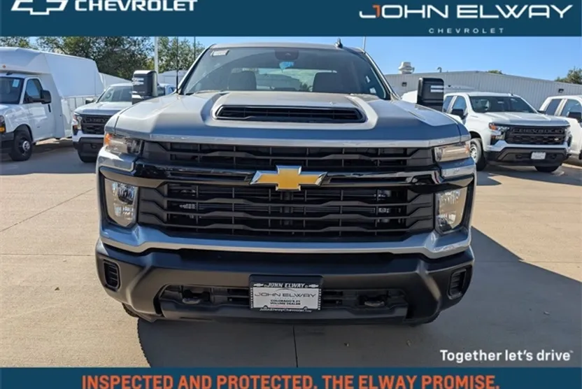 2025 Chevrolet Silverado 3500HD photo 1