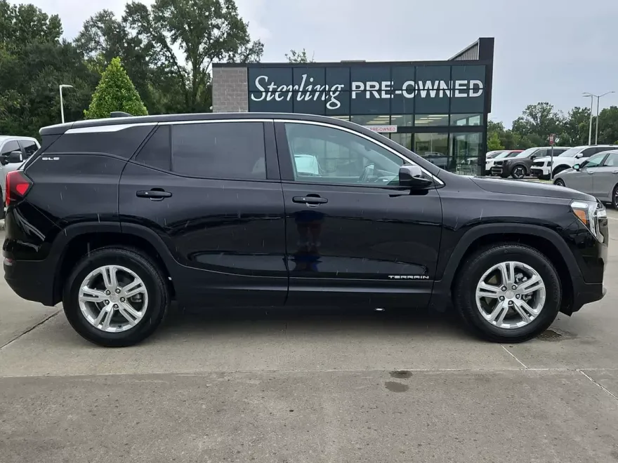 2024 Gmc Terrain SLE photo 1