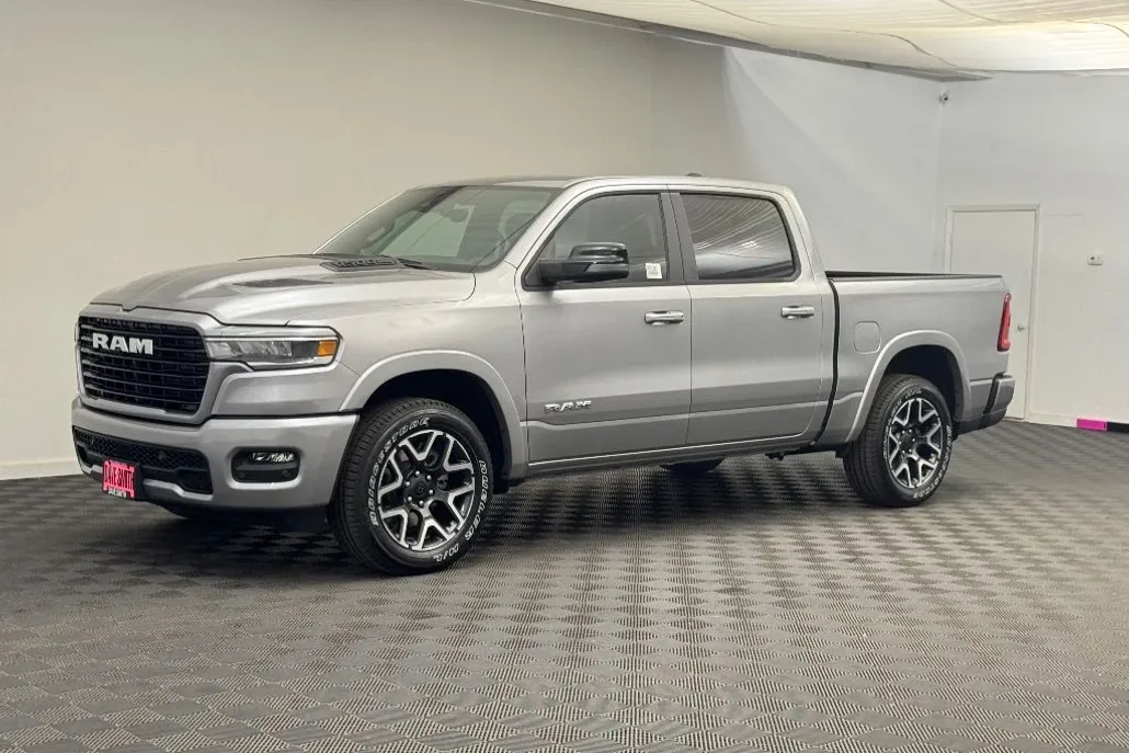 2025 Ram 1500 Laramie photo 1