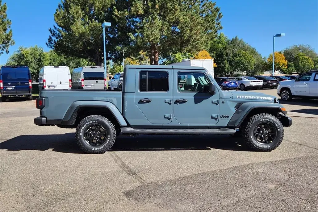 2025 Jeep Gladiator Sport photo 1