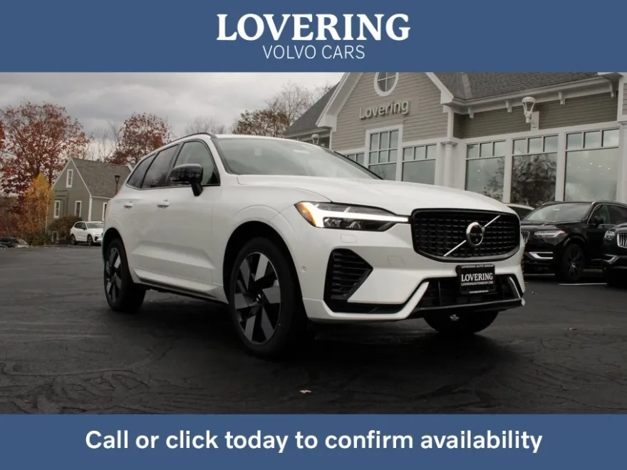 2025 Volvo XC60 T8 Plus photo 1