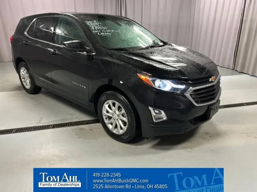2018 Chevrolet Equinox LT photo 1