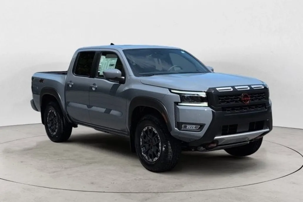 2025 Nissan Frontier PRO-4X photo 1