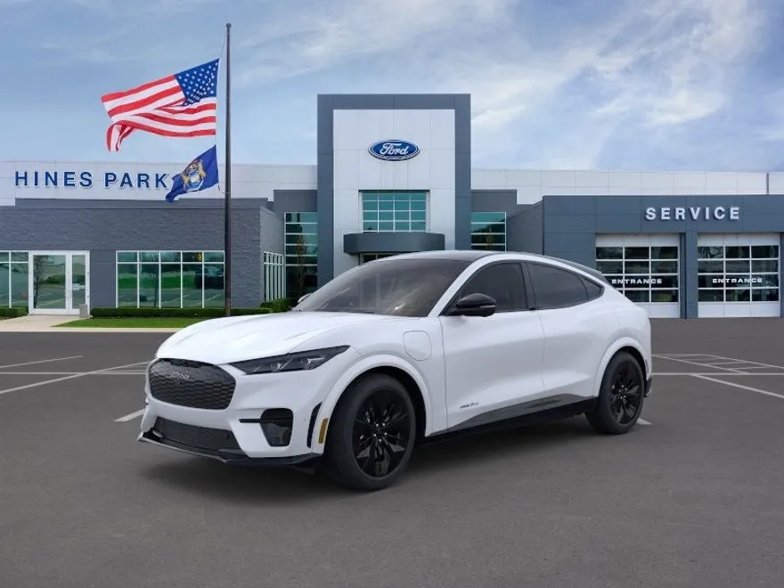 2025 Ford Mustang Mach-E GT photo 1