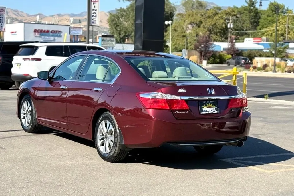 2015 Honda Accord LX photo 1