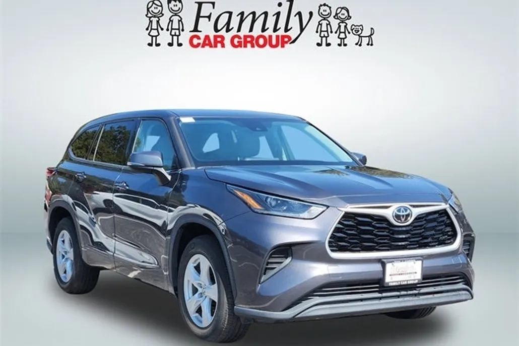 2021 Toyota Highlander L photo 1