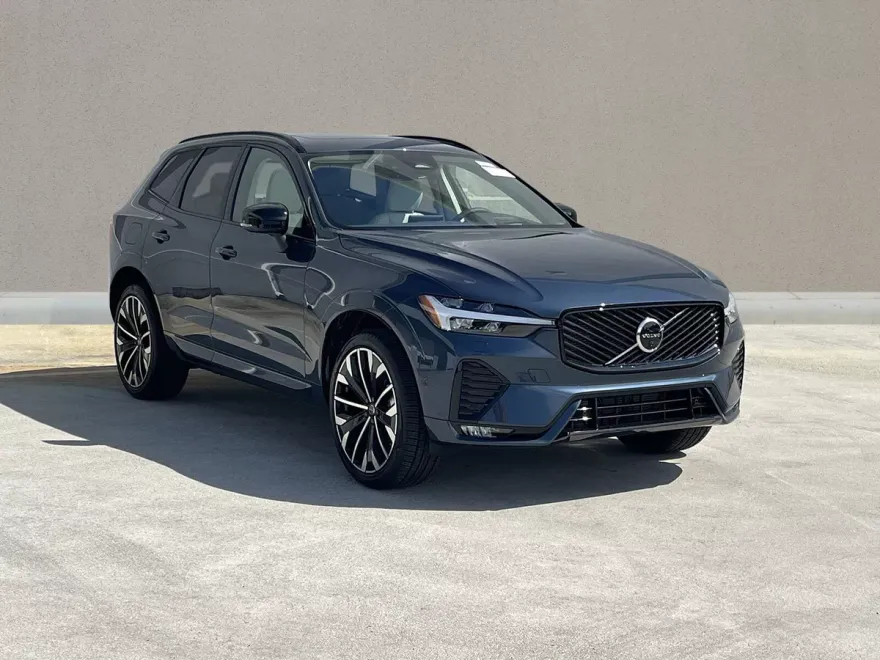 2026 Volvo XC60 photo 1