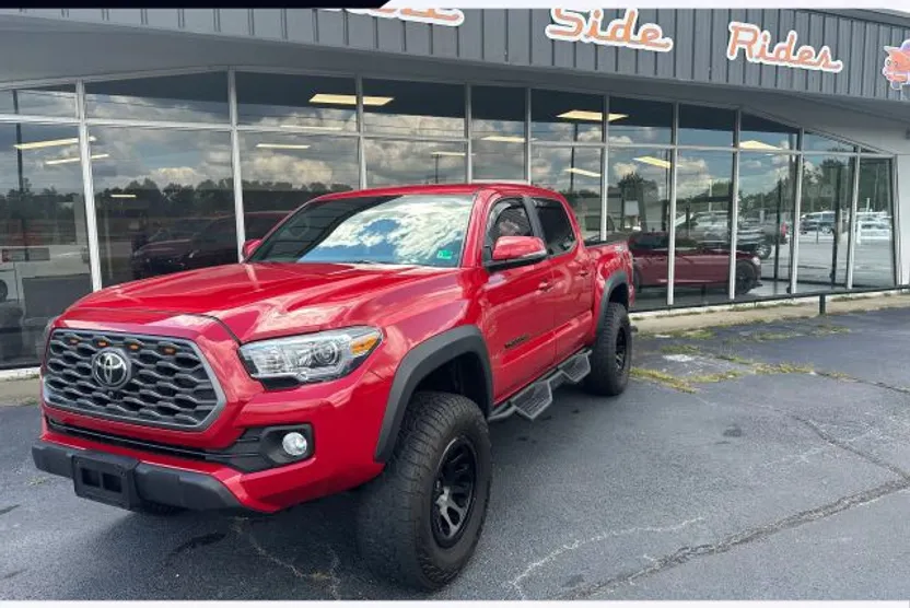 2020 Toyota Tacoma Double Cab TRD Off-Road photo 1