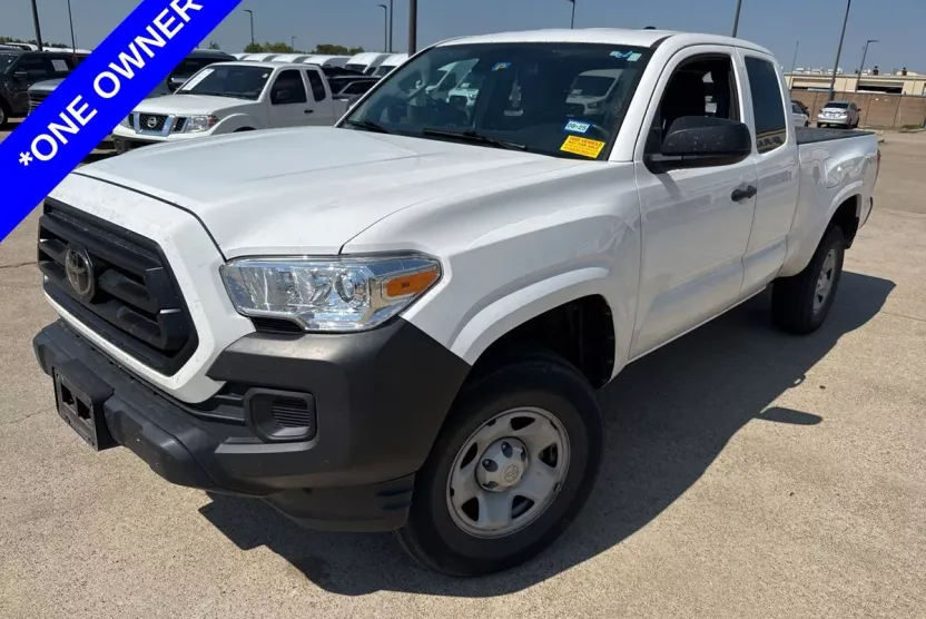 2023 Toyota Tacoma SR photo 1