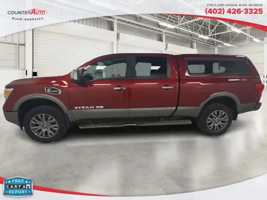 2016 Nissan Titan Crew Cab Platinum Reserve photo 1