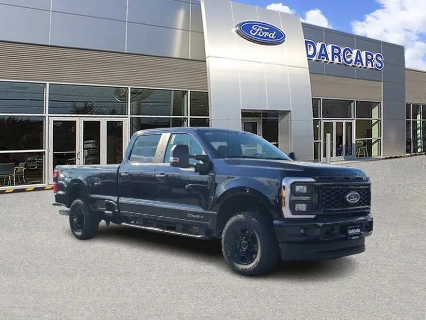 2025 Ford F-350 photo 1