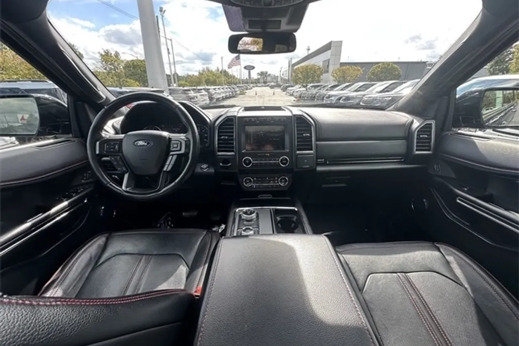 2019 Ford Expedition Limited photo 1