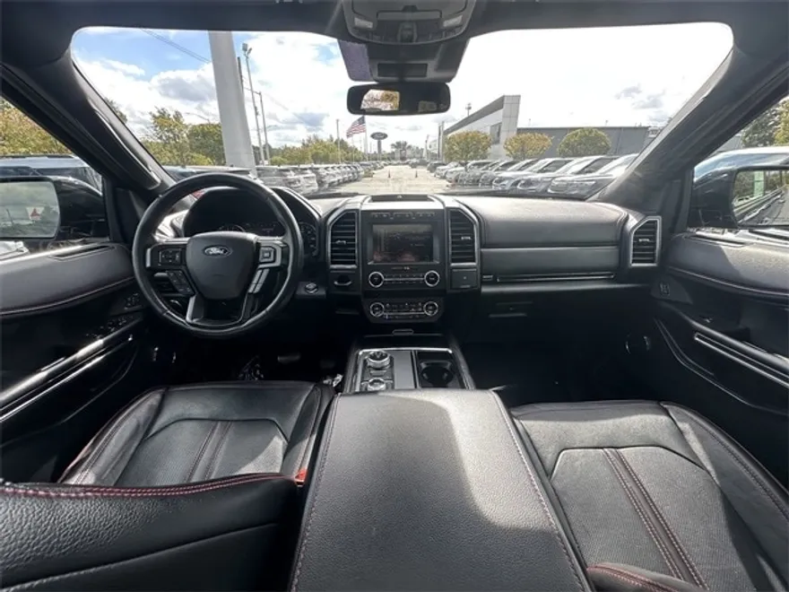 2019 Ford Expedition Limited photo 1