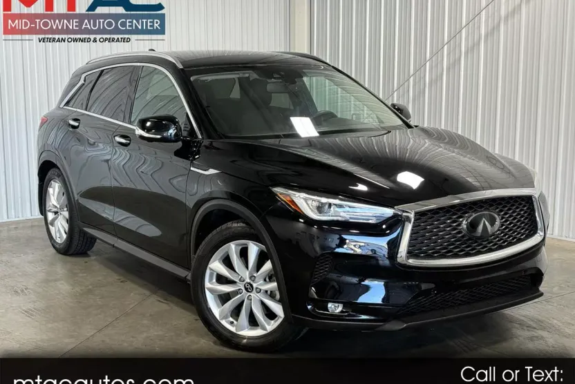 2019 Infiniti QX50 Essential AWD photo 1
