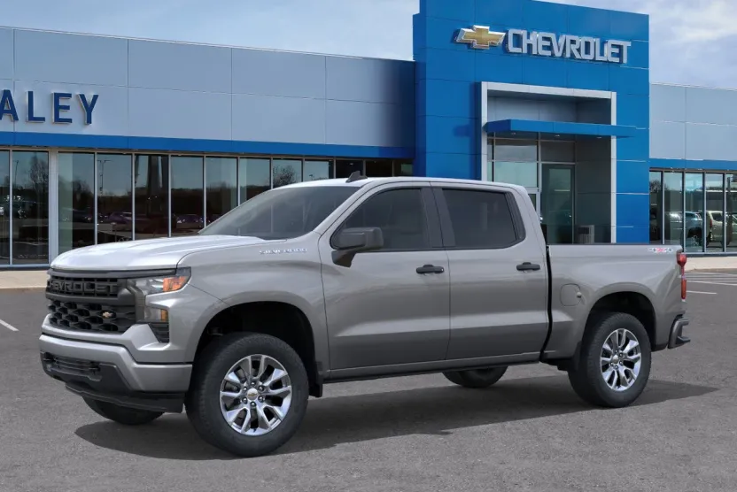 2026 Chevrolet Silverado 1500 Custom photo 1