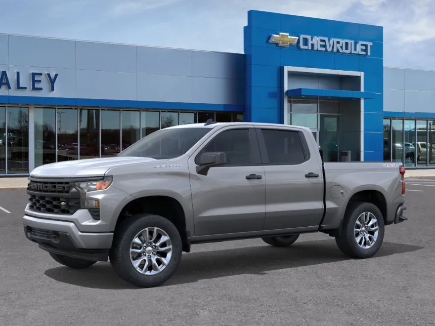 2026 Chevrolet Silverado 1500 Custom photo 1