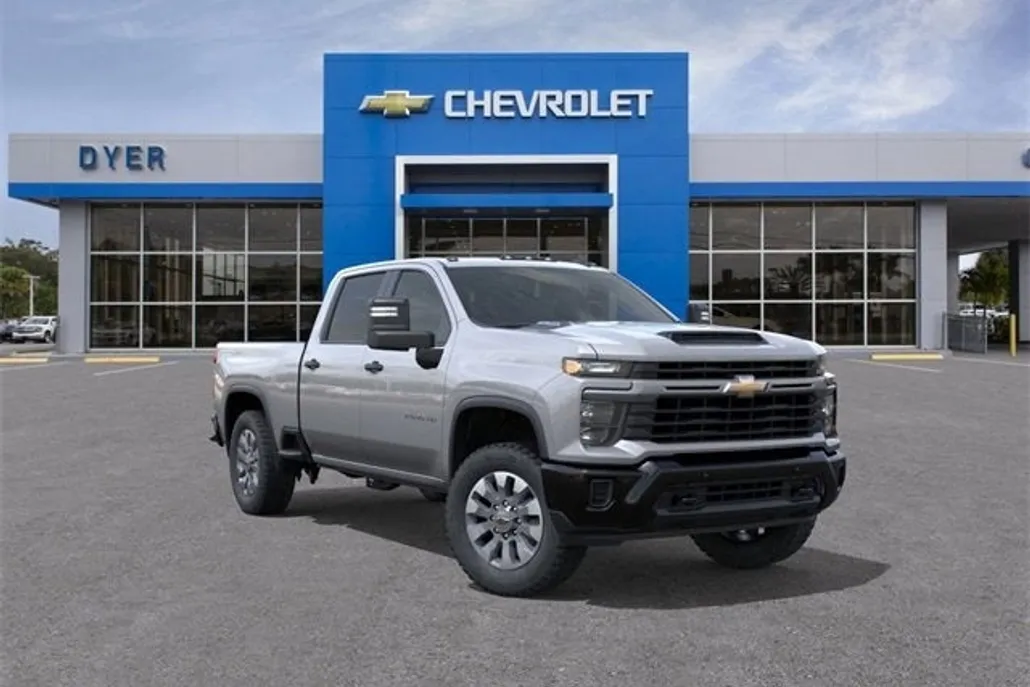 2026 Chevrolet Silverado 2500HD Custom photo 1